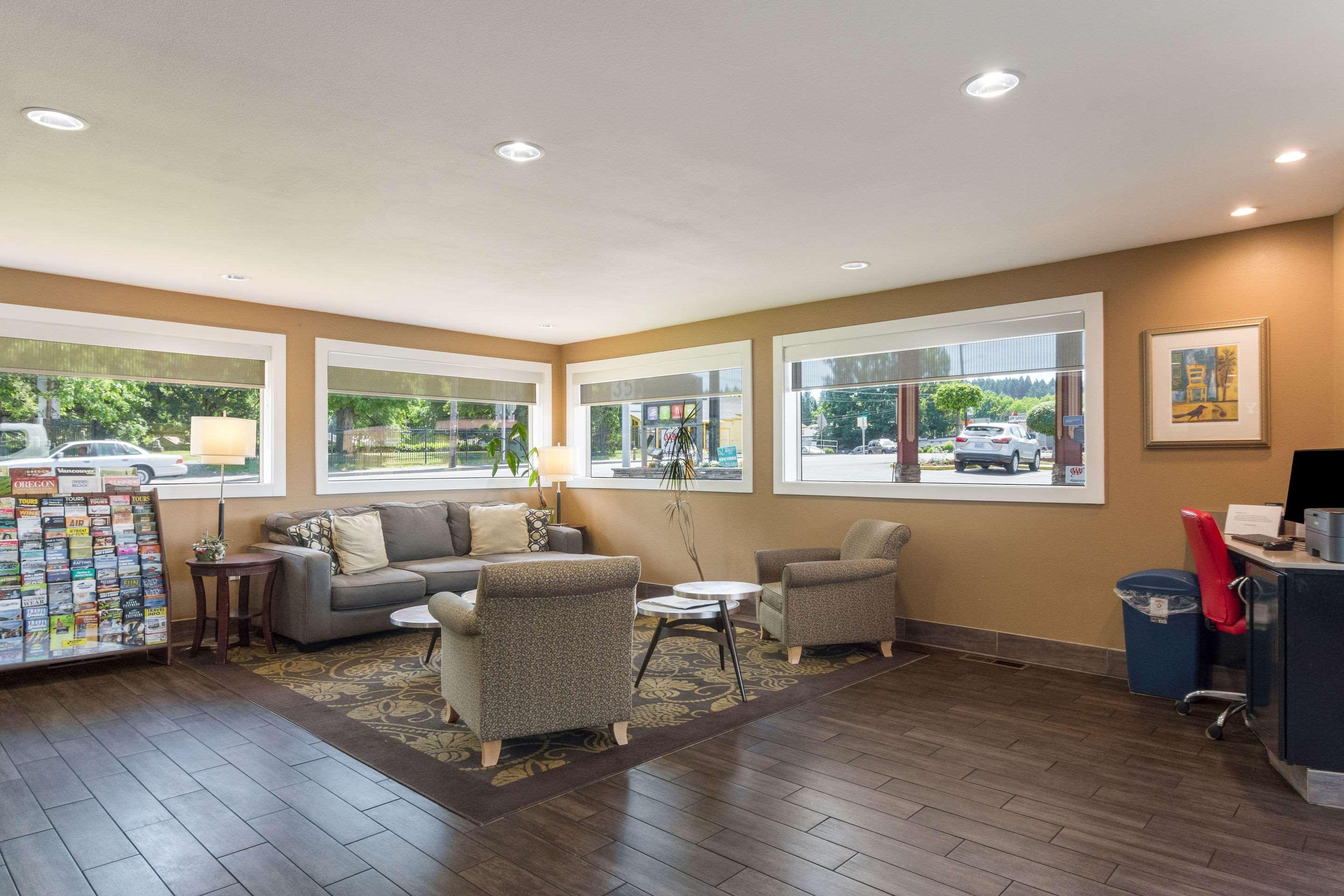 Hotel Rodeway Airport Portland
