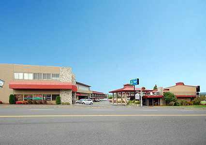 Rodeway Airport Hotel 2*