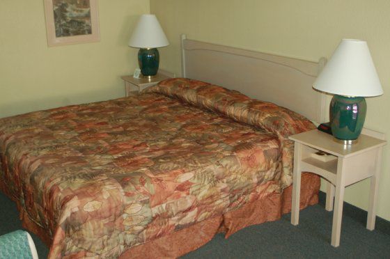 Rodeway Airport Hotel 2*